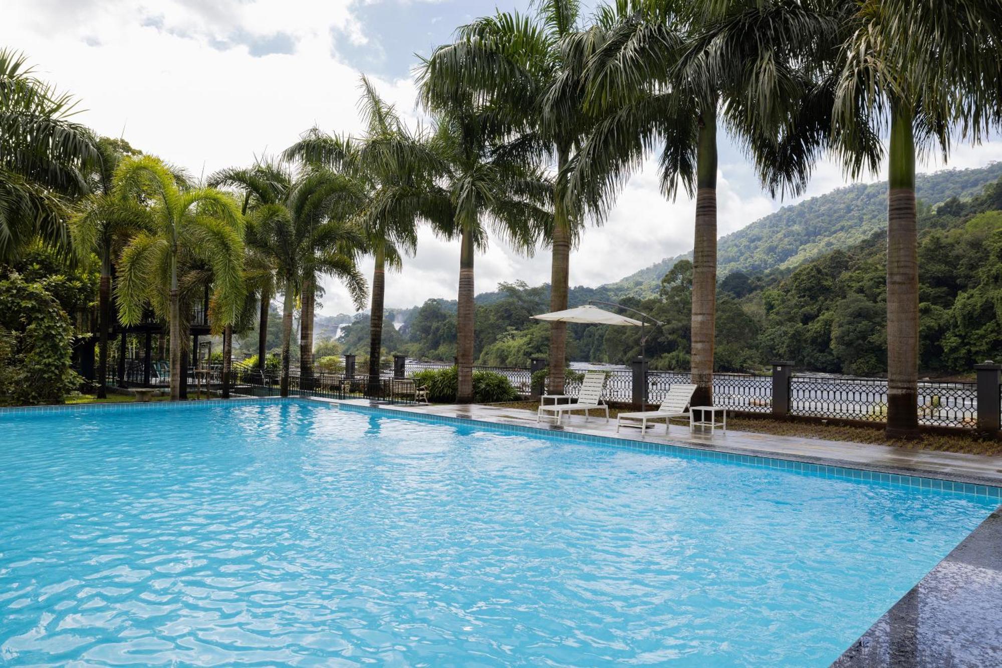Casa Rio Resorts Athirappilly Exterior foto